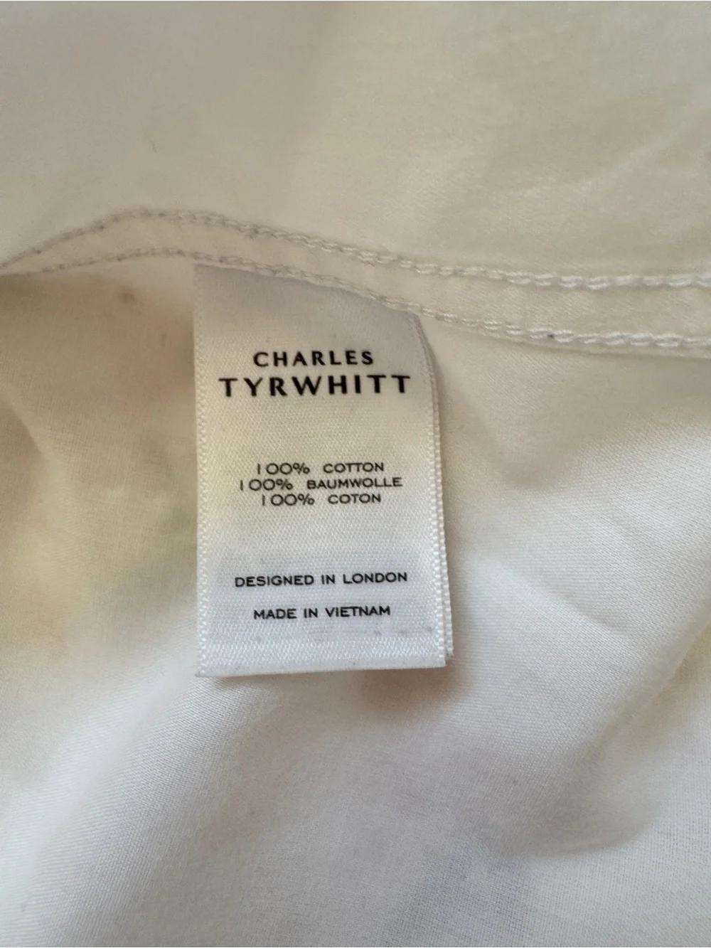 Charles Tyrwhitt White Non-Iron Slim Fit Shirt 15/34